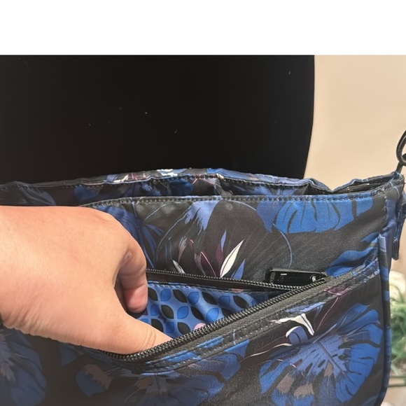 EUC LUG Mambo blue leaf crossbody bag - Picture 10 of 13